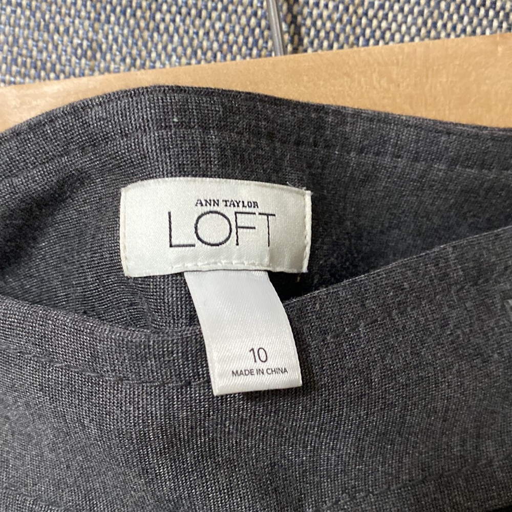 NWOT Lot of 2 LOFT pants charcoal gray & black size 10 - Picture 6 of 7